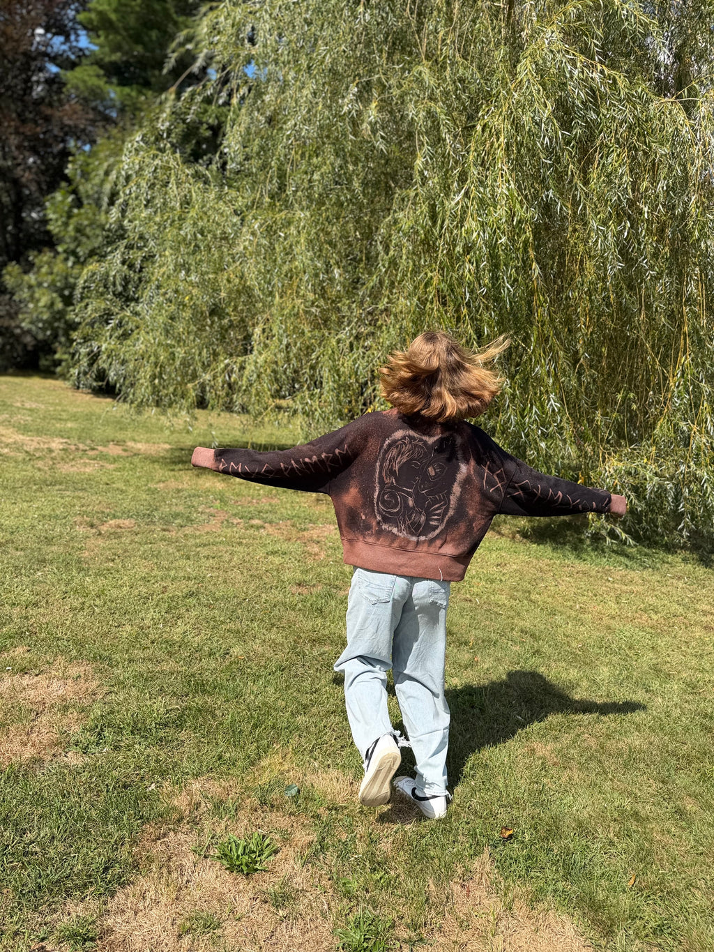 Hand Painted HTTYD Crewneck – How to Train Your Dragon Bleach Dye Sweatshirt, Unique Fan Gift, One-of-a-Kind Wearable Art